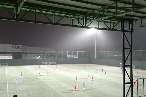 Çayırovaspor Kulübü Tesisleri - Resim 13