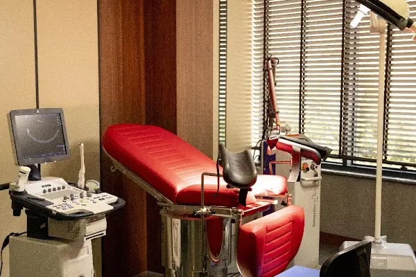 Op. Dr. Hakan Yaz Kadın Hastalıkları, Doğum ve Genital Estetik Kliniği - Resim 9