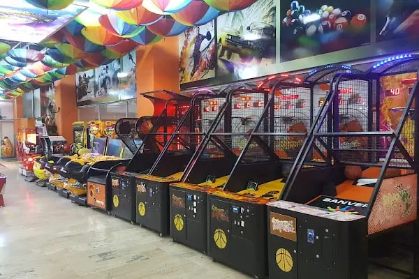 Sanverdi bowling ve eğlence merkezi(Happyverse) - Resim 14