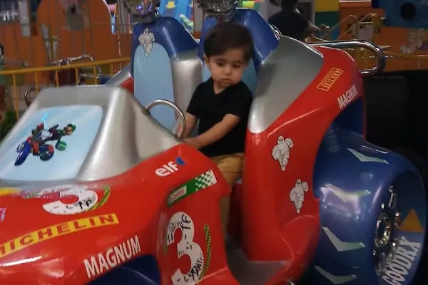 Sanverdi bowling ve eğlence merkezi(Happyverse) - Resim 16