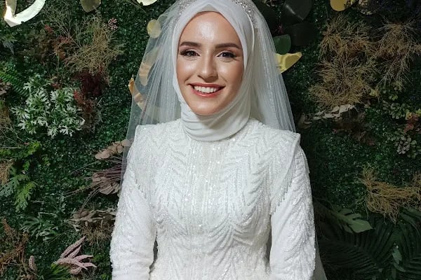 Elif Saç Tasarım & Güzellik Salonu Kuaför - Resim 14