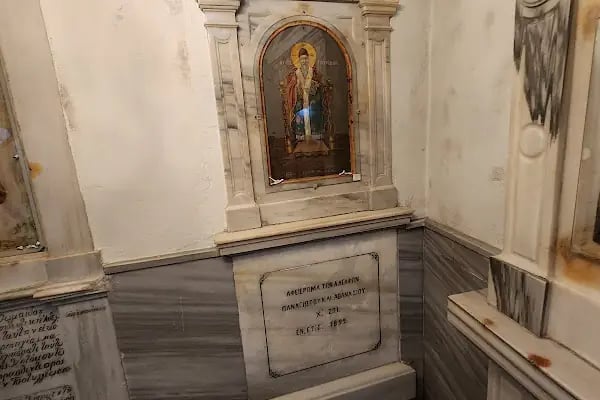 Ayın Biri Kilisesi - Resim 9