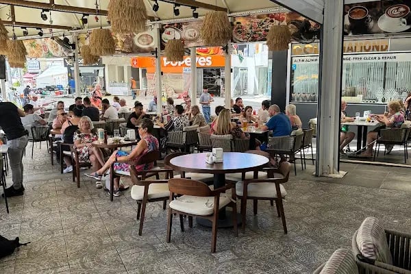 Beyaz Cafe Bodrum - Resim 5