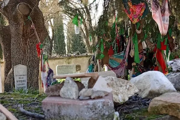 Koca Bektas Dede Turbesi - Resim 2