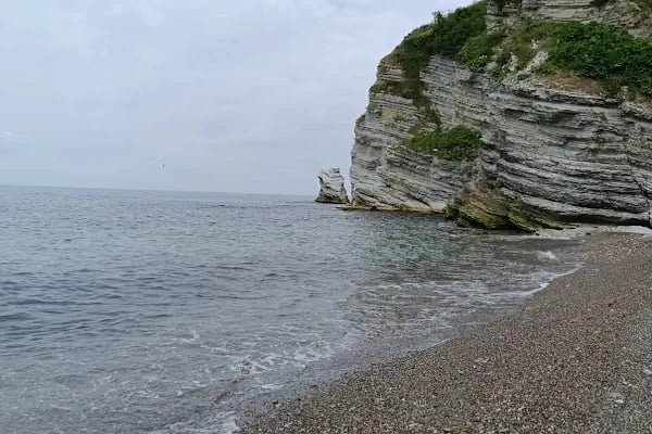 Ceneviz Kalesi Ve Sahil Plajı - Resim 5