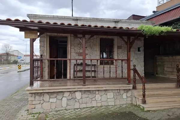 Sakar Baba Türbesi - Resim 3