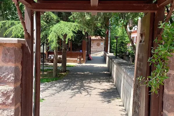 Sarıkadı Cami - Resim 14
