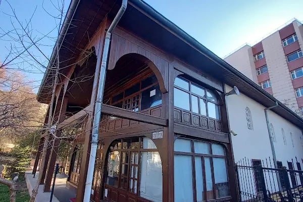 Sarıkadı Cami - Resim 6