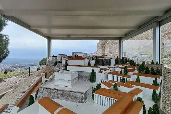 Pergamon Amfi Tiyatro( dünyanın en dik amfi antik tiyatrosu) - Resim 13