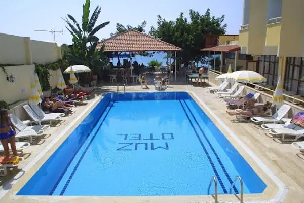 Hotel Muz - Resim 13