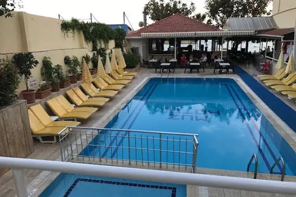 Hotel Muz - Resim 3