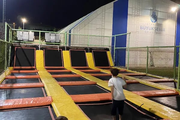 İBB Pendik Çamlık Spor Tesisleri - Resim 3