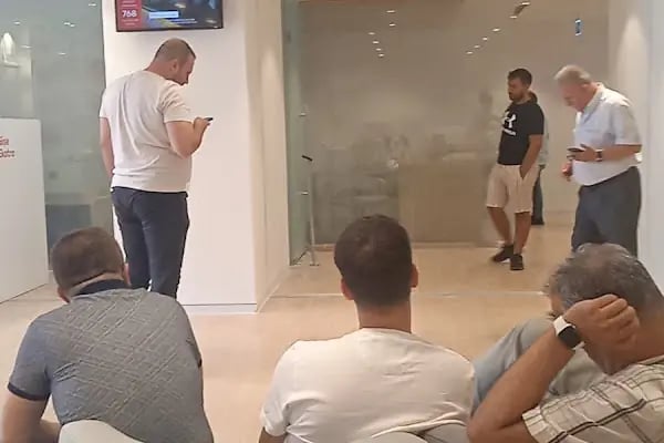 Akbank Yeni Adana Şubesi - Resim 5
