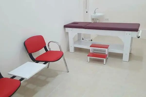 Dr. Turhan Alçelik Sarı Nokta Kliniği - Resim 4