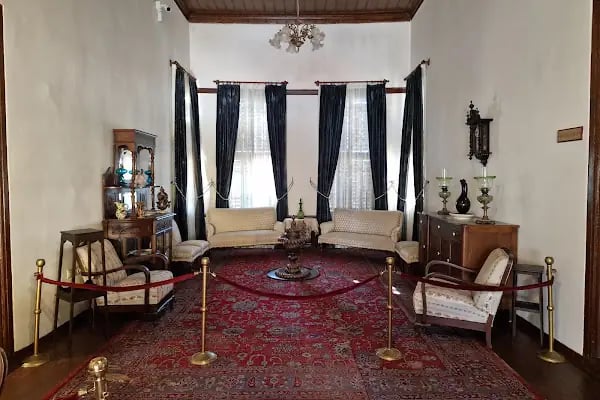 Atatürk Evi Müzesi - Resim 4