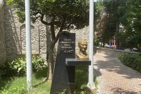 Atatürk Evi Müzesi - Resim 12