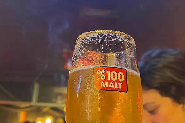 Red House Pub Adana - Resim 7
