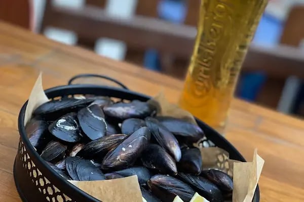 Red House Pub Adana - Resim 12