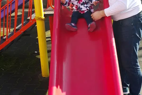 İnönü Mahallesi Çocuk Parkı - Resim 9