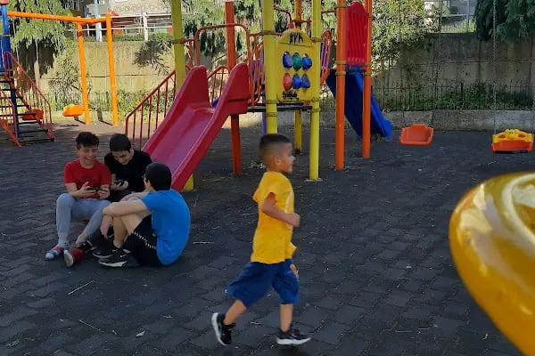 İnönü Mahallesi Çocuk Parkı - Resim 2
