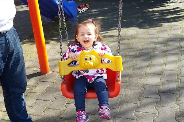 İnönü Mahallesi Çocuk Parkı - Resim 14