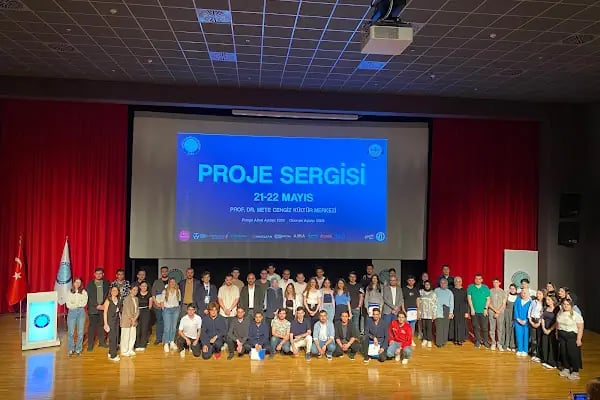 Prof. Dr. M. Mete Cengiz Kültür Merkezi - Resim 4