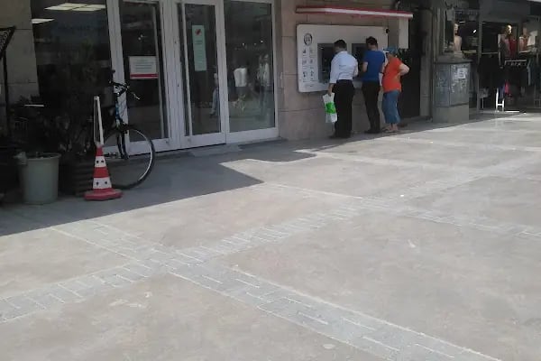 Ziraat Bankası Bayraklı/İzmir Şubesi - Resim 6