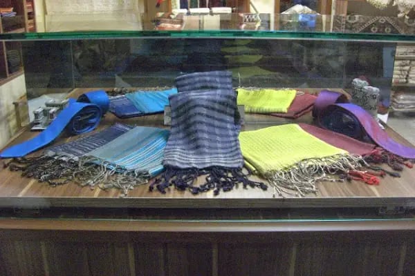 Şen Naoe Ev Tekstil (Hand woven textiles,Covered Bazaar) - Resim 12