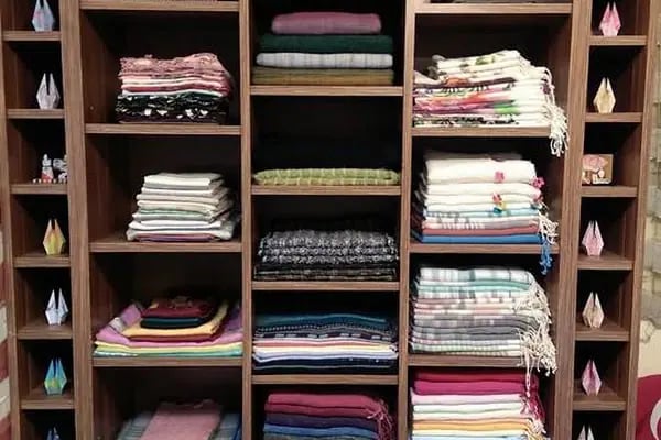 Şen Naoe Ev Tekstil (Hand woven textiles,Covered Bazaar) - Resim 10