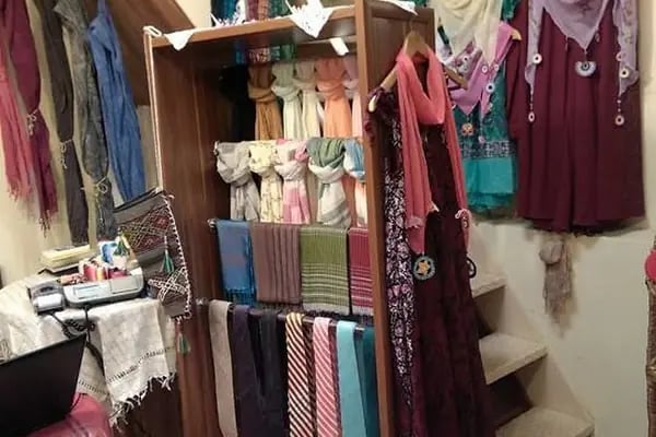 Şen Naoe Ev Tekstil (Hand woven textiles,Covered Bazaar) - Resim 9