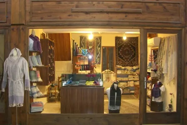 Şen Naoe Ev Tekstil (Hand woven textiles,Covered Bazaar) - Resim 2