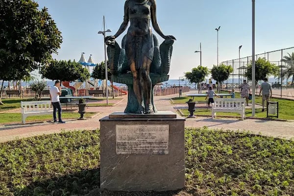 Alanya Belediyesi 100. Yıl Atatürk Parkı - Resim 2