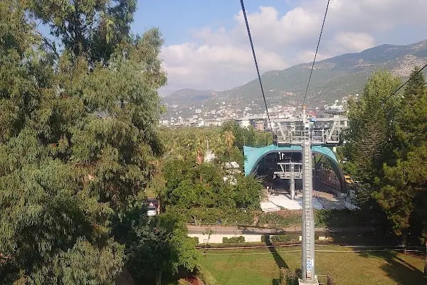 Alanya Belediyesi 100. Yıl Atatürk Parkı - Resim 10