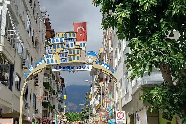 Alanya Belediyesi 100. Yıl Atatürk Parkı - Resim 15
