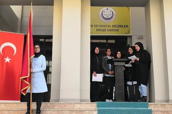 Ankara Kız Anadolu İmam Hatip Lisesi Fen ve Sosyal Bilimler Proje Okulu - Resim 16