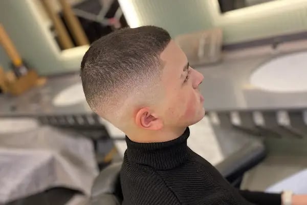 Saloon Burak Erkek Kuaförü - Resim 20