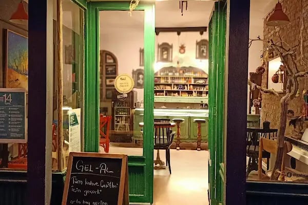 Gali Cafe - Resim 4