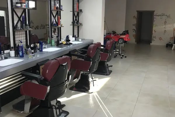 modern saç tasarım erkek kuaörü berberi - Resim 12