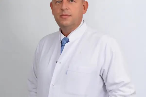 Prof. Dr. Uluç Yiş, Çocuk Nöroloji ve Çocuk Hastalıkları Uzmanı - Resim 5
