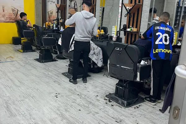 Cadde Barbers - Resim 3