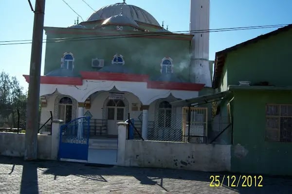 Hürriyet Mahallesi Cami - Resim 9