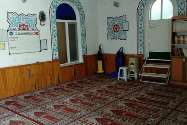 Hürriyet Mahallesi Cami - Resim 11