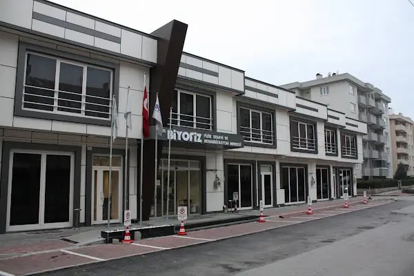 Burtom Biyofiz Nilüfer Tıp Merkezi (Karaman) - Resim 3