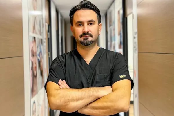 Op. Dr. Ömer Ekin | Plastik, Estetik Cerrahi Ankara | Burun Estetiği | Meme Estetiği | Karın Germe | Liposuction | Botoks - Resim 2