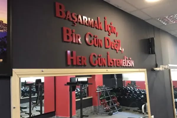 Genç Türk Sağlikli Yaşam ve Spor Merkezi - Resim 3
