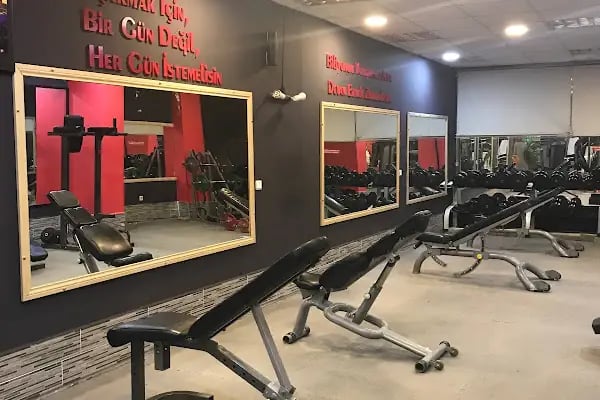 Genç Türk Sağlikli Yaşam ve Spor Merkezi - Resim 2