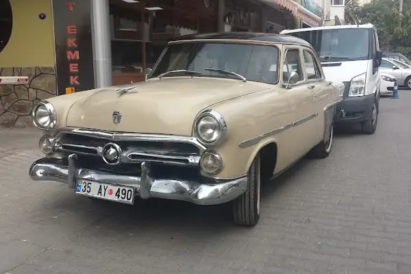 Genç Türk Sağlikli Yaşam ve Spor Merkezi - Resim 13