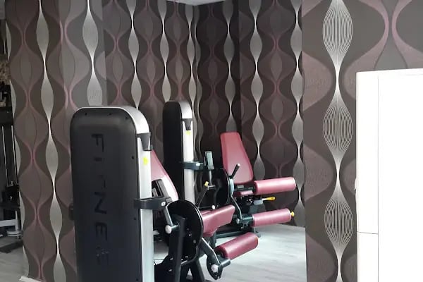 Genç Türk Sağlikli Yaşam ve Spor Merkezi - Resim 15
