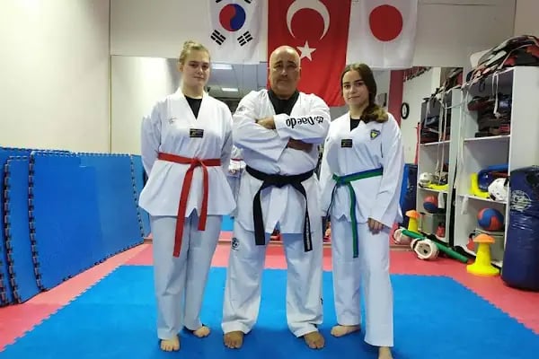 İzmir Altın Dövüş Gold Fight Spor Kulübü - Resim 2