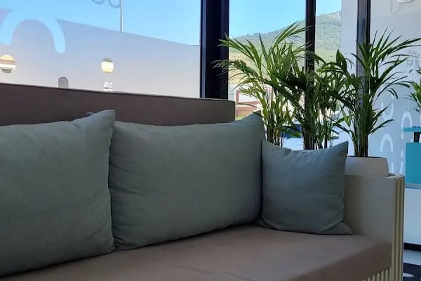 Focus Dental Clinic | Implant &amp; Smile Design Center | İmplant &amp; Gülüş Tasarımı Merkezi - Resim 12
